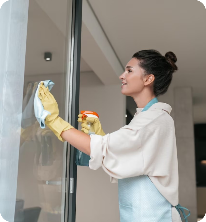 Girl washing the glass